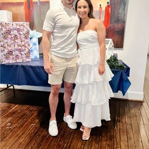 Elegant White Strapless Tiered Dress